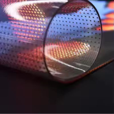 Kreative Glasvorhangwand Transparenter LED-Bildschirm 80% Lichtdurchlässigkeit 5000nits Helligkeit Biegbares Design