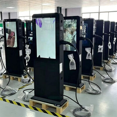 55-Zoll-Ladestationsdisplay für den Außenbereich | 2000 nit hohe Helligkeit IP55 benutzerdefiniert